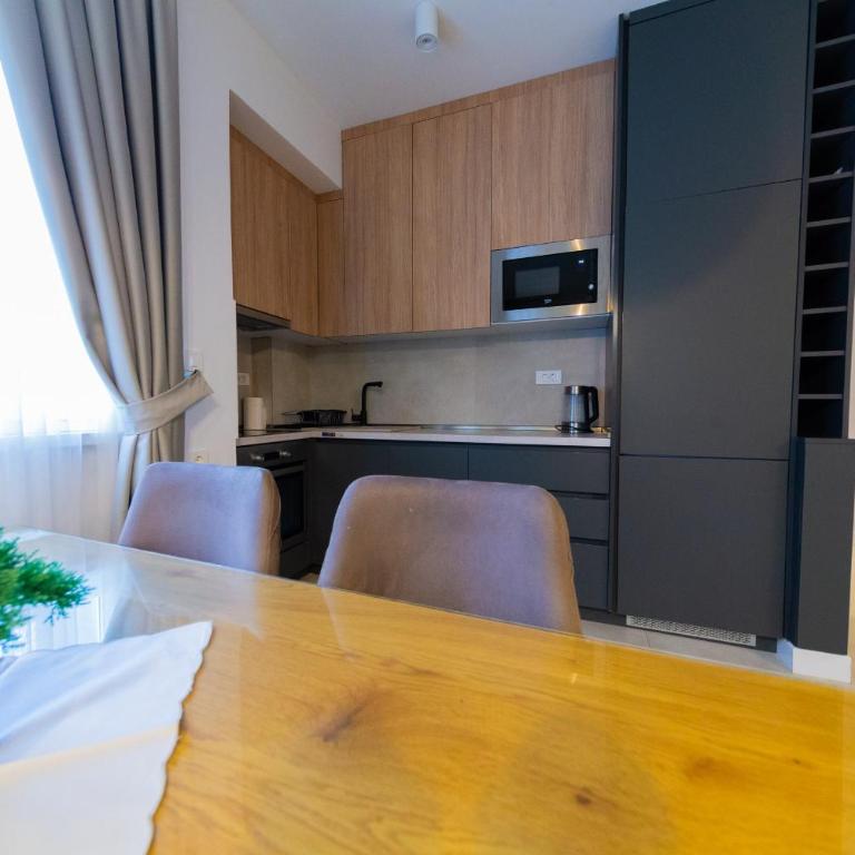 Lamadu Residence - Apartman sa 2 Spavaće Sobe i Balkonom - 16