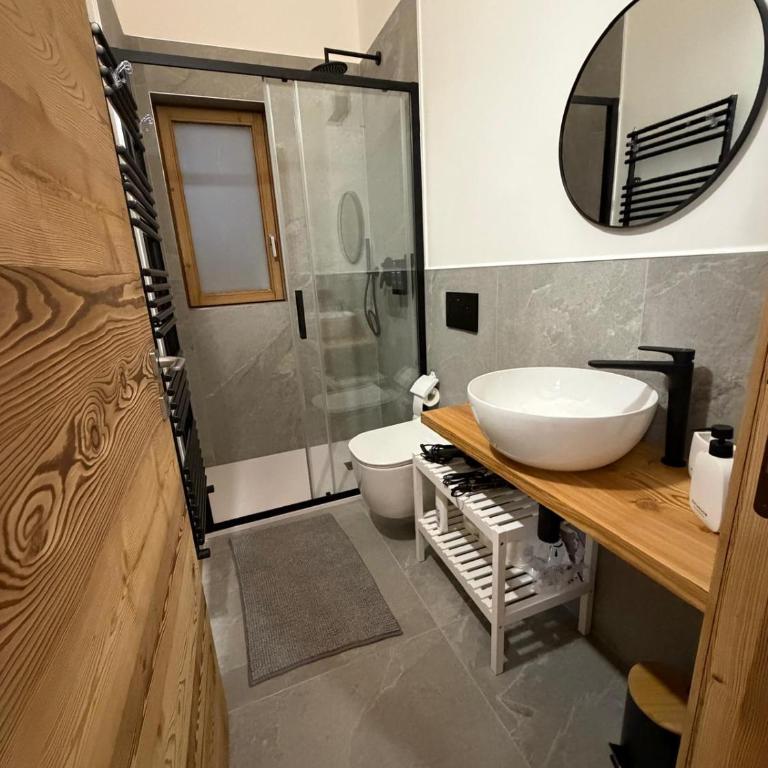Maison Ginclo' - Appartamento con 2 Camere da Letto e Balcone - 37