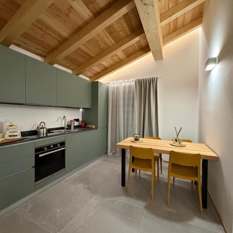 Maison Ginclo' - Appartamento con 2 Camere da Letto e Balcone - 22