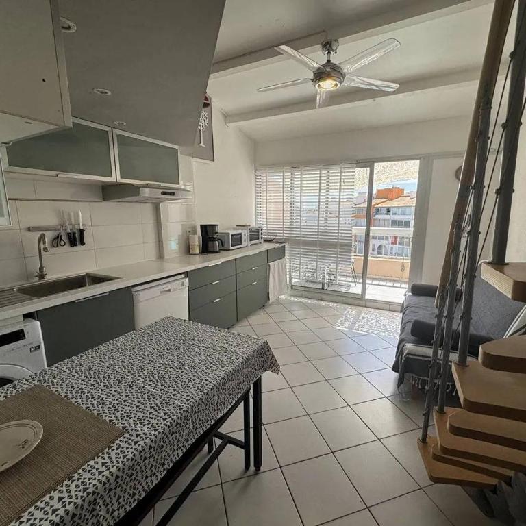 Appartement avec vue chenal et mer - 4 personnes - Cap d'Agde CT980-406 - Appartamento con Vista Piscina - 4