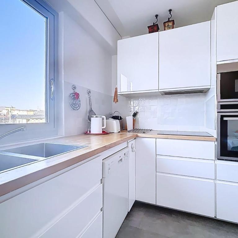 Appartement avec balcon vue Tour Eiffel - Appartement - 2