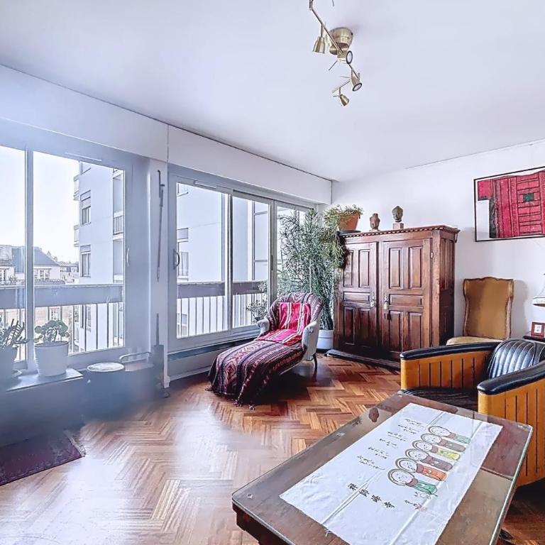 Appartement avec balcon vue Tour Eiffel - Appartement - 14