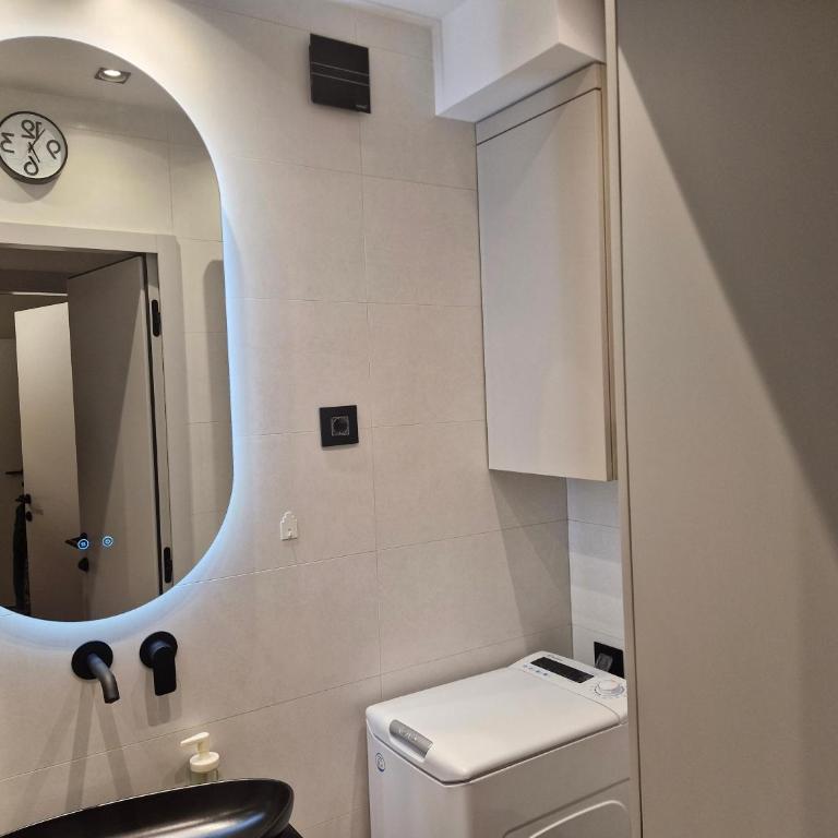 Urban Central Stay Belgrade - One-Bedroom Apartment - 20