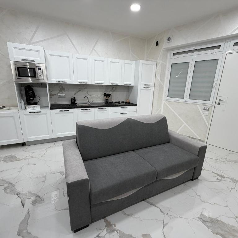 Re Ladislao Apartment - Appartamento con 2 Camere da Letto - 2