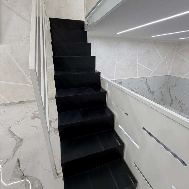 Re Ladislao Apartment - Appartamento con 2 Camere da Letto - 8