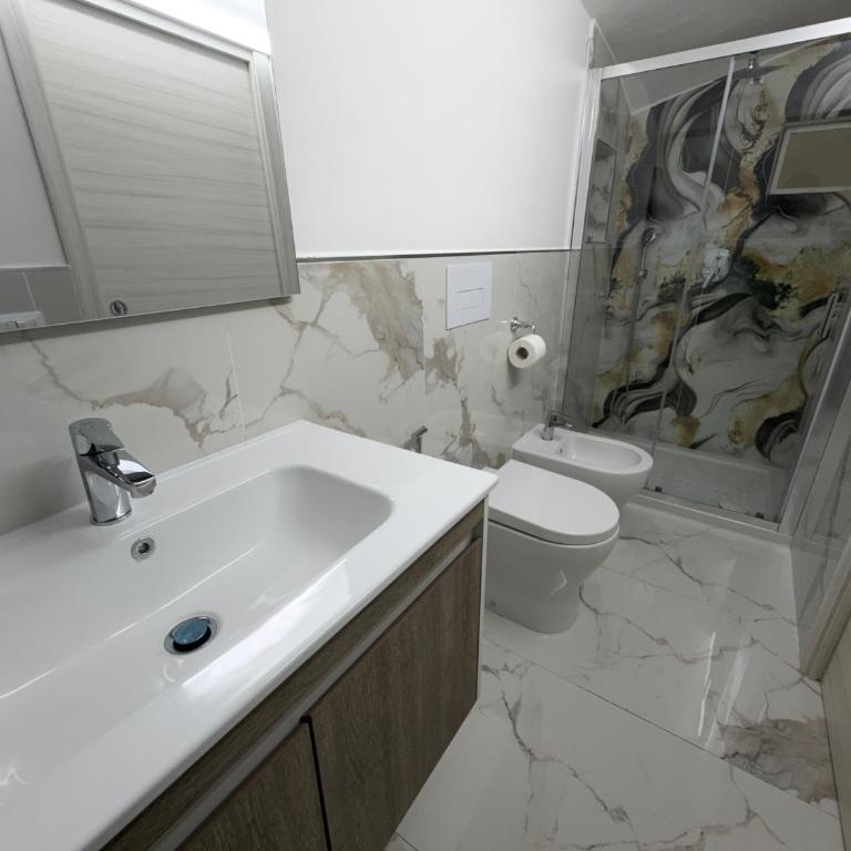 Re Ladislao Apartment - Appartamento con 2 Camere da Letto - 12