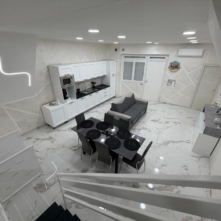 Re Ladislao Apartment - Appartamento con 2 Camere da Letto - 14