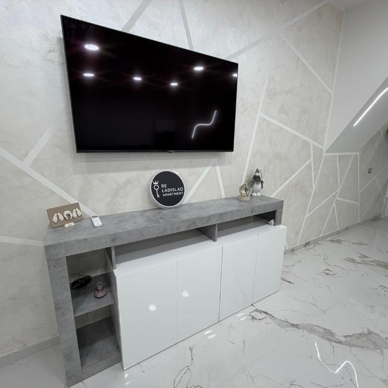 Re Ladislao Apartment - Appartamento con 2 Camere da Letto - 21