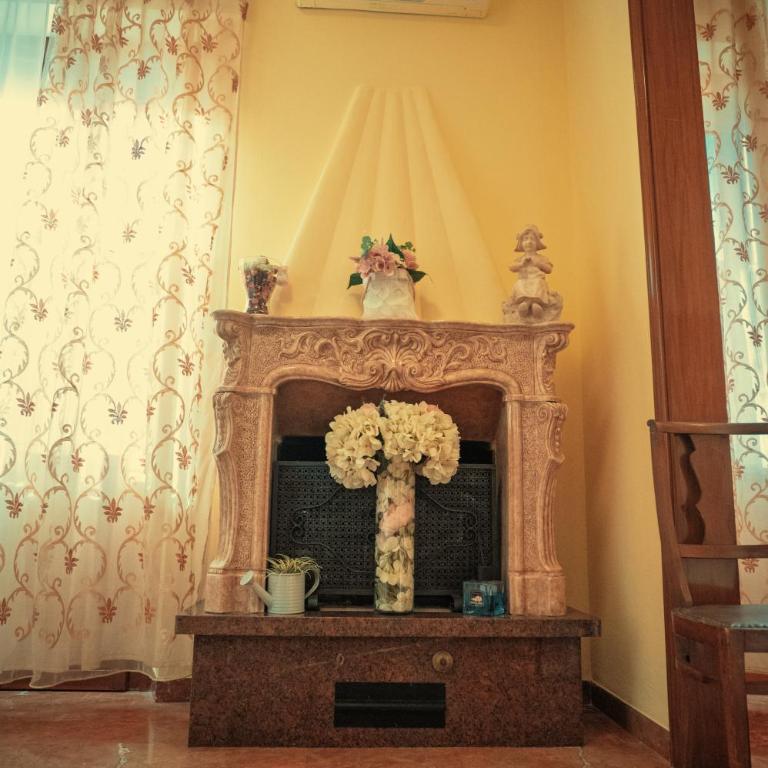 Lucy's House, elegante alloggio rustico con tutti i comfort moderni a Pisa - Camera Familiare con Terrazza - 22
