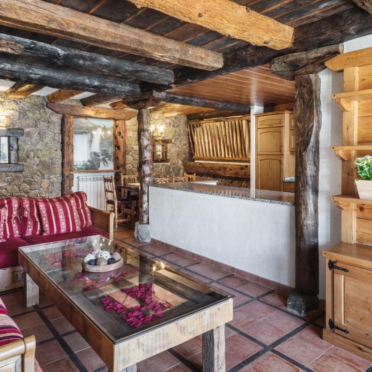 Apartaments Els Llacs - Suite con terraza - 1