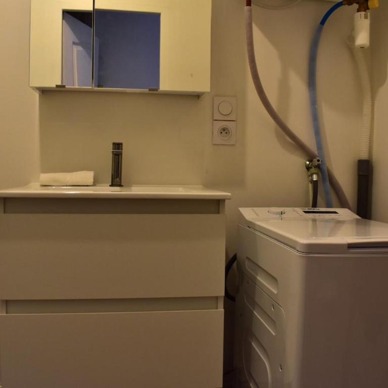 Le Camélinat T2 centre ville Proche stade et parc expo - One-Bedroom Apartment - 25