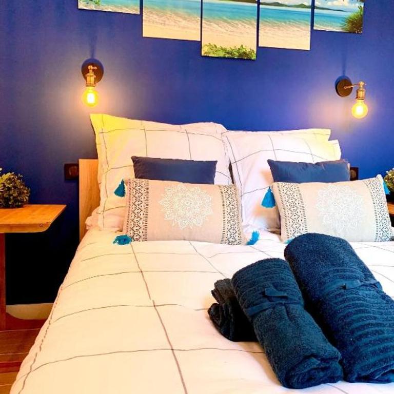 New - Appartement ou Studio Vieil Antibes - Appartement 2 Chambres - 27