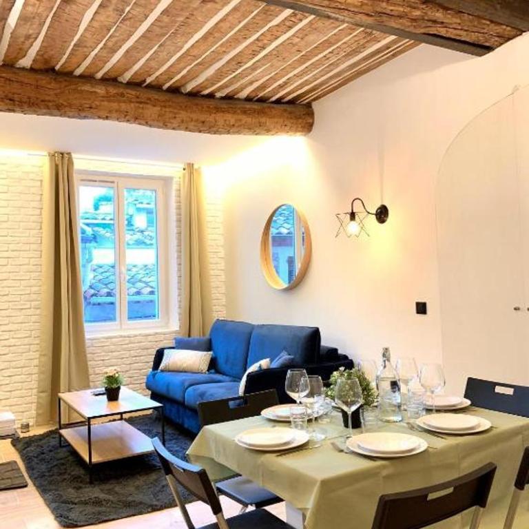 New - Appartement ou Studio Vieil Antibes - Appartement 2 Chambres - 28