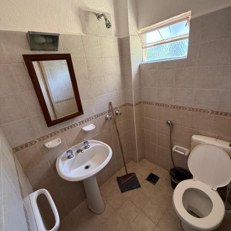 HOTEL ROYAL - Double Room with Private Bathroom - 3
