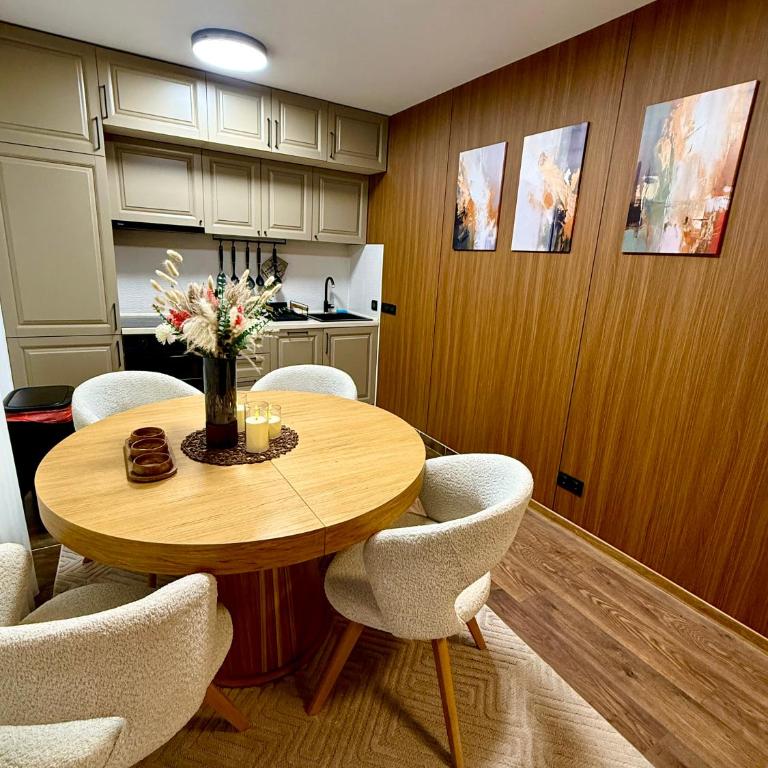 North Forest - Three-Bedroom Villa - 17