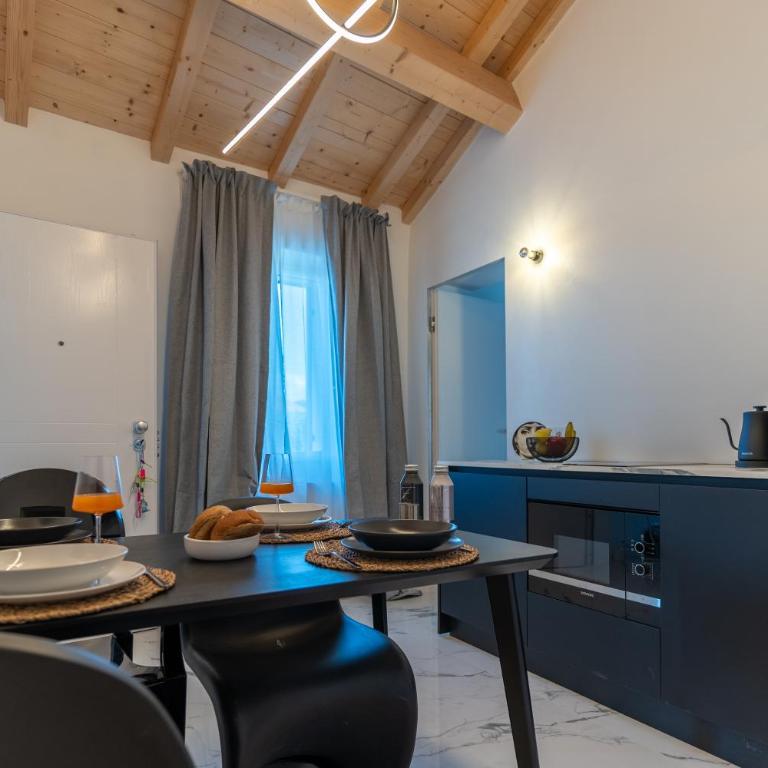 Palazzo San Zeno - Two-Bedroom Deluxe Apartment - 12