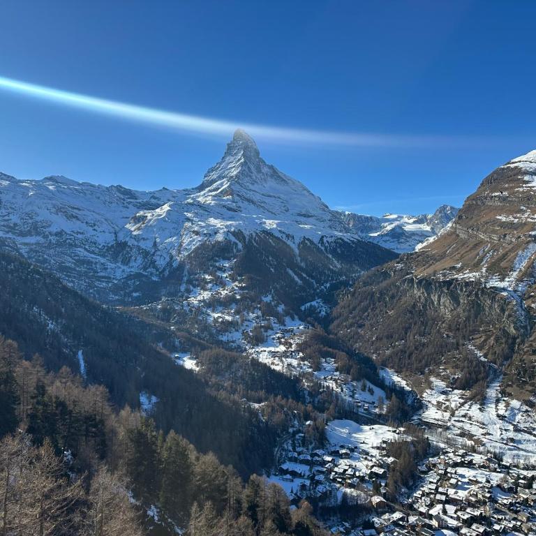 Matterhornview Viktoria B - Superior Apartment mit 1 Schlafzimmer und Balkon - 59