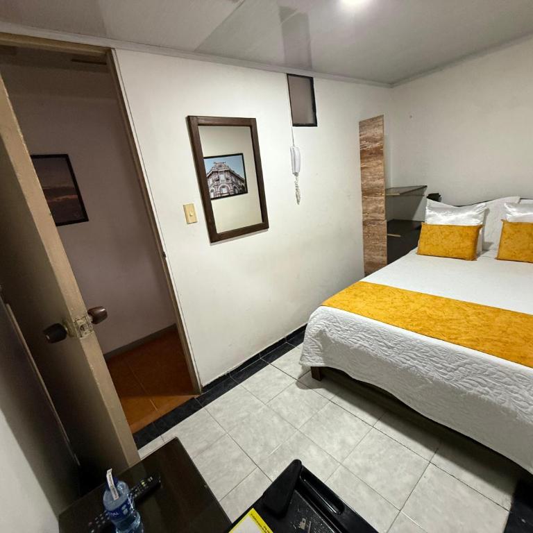 Ayenda Marana - Standard Double Room - 5