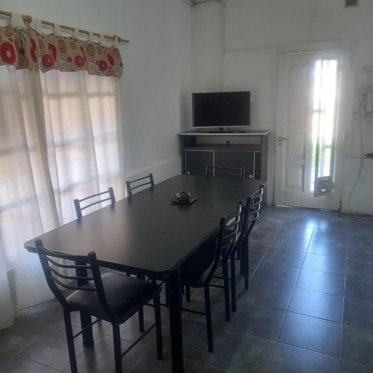 Departamento céntrico San Rafael - Casa de 2 dormitorios - 2