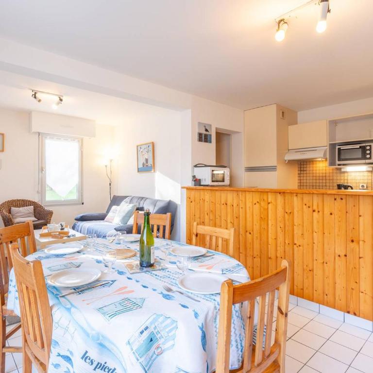 Appartement à Carnac: 3 pièces, 6 pers, 45m², Wifi, proche plages, terrasse, garage - FR-1-477-70 - Appartement (6 Adultes) - 7