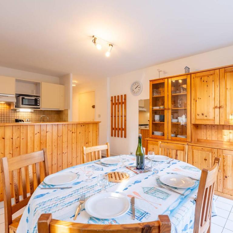 Appartement à Carnac: 3 pièces, 6 pers, 45m², Wifi, proche plages, terrasse, garage - FR-1-477-70 - Appartement (6 Adultes) - 12