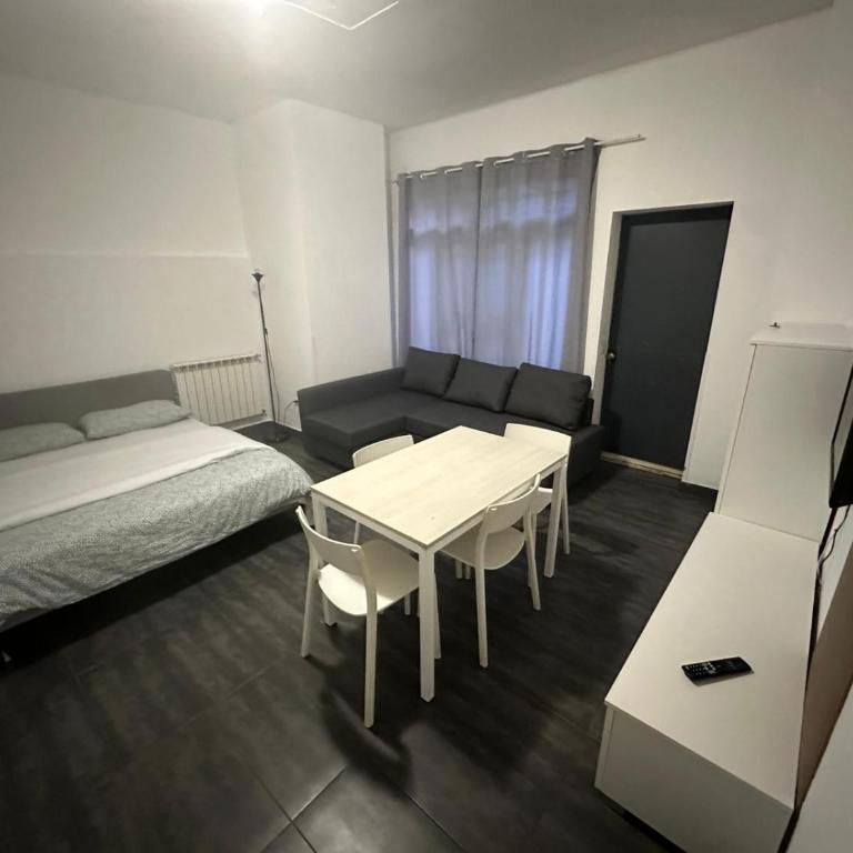 TREND APARTMENTS vicio la metro Maciacchini APPARTAMENTI MODERNI WI FI GRATUITO NUOVA GESTIONE - One-Bedroom Apartment - 4