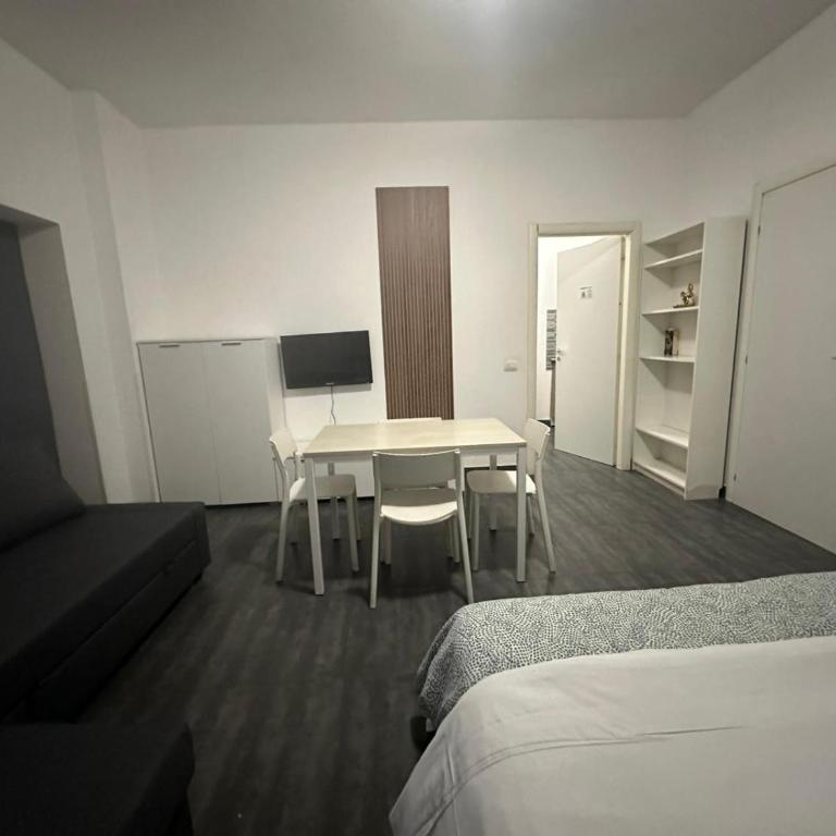 TREND APARTMENTS vicio la metro Maciacchini APPARTAMENTI MODERNI WI FI GRATUITO NUOVA GESTIONE - One-Bedroom Apartment - 1