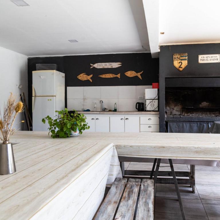Ideal Casa de 2 Pisos Con Quincho Y Pileta - Casa de 4 dormitorios - 4