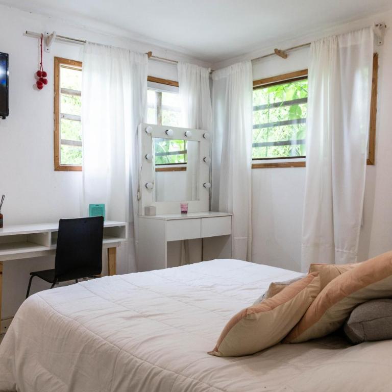 Ideal Casa de 2 Pisos Con Quincho Y Pileta - Casa de 4 dormitorios - 12