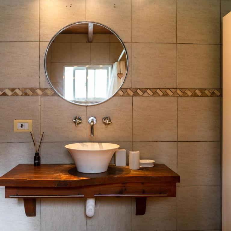 Ideal Casa de 2 Pisos Con Quincho Y Pileta - Casa de 4 dormitorios - 46