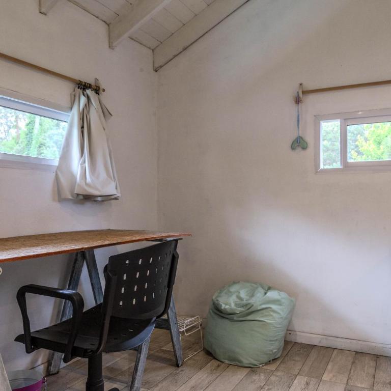 Ideal Casa de 2 Pisos Con Quincho Y Pileta - Casa de 4 dormitorios - 33