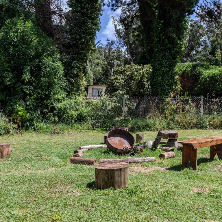 Ideal Casa de 2 Pisos Con Quincho Y Pileta - Casa de 4 dormitorios - 66