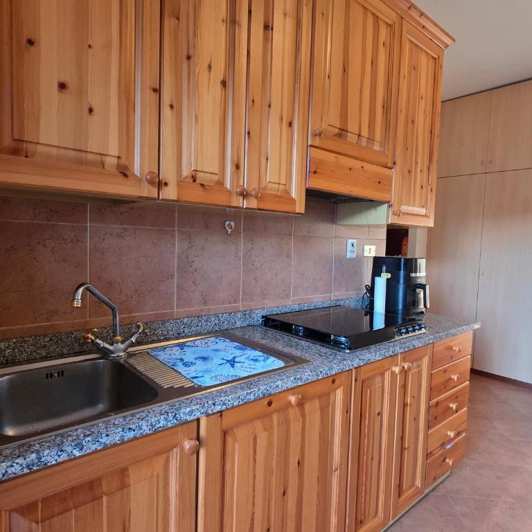 Casa Giardina-bilocale con deposito biciclette-sci - One-Bedroom Apartment - 10