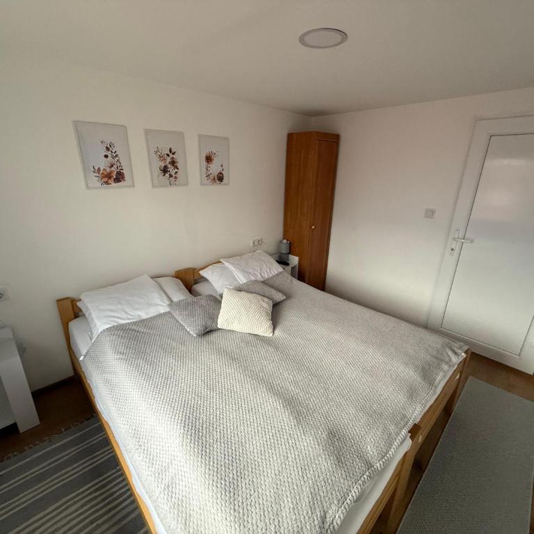 ZEMAN Old Town Apartment - One-Bedroom Apartment - 6