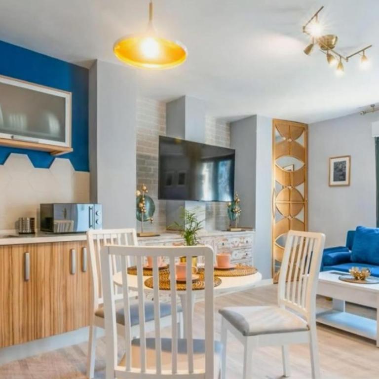 Apartamento Granada con Piscina y Parking incluido - Two-Bedroom Apartment - 8