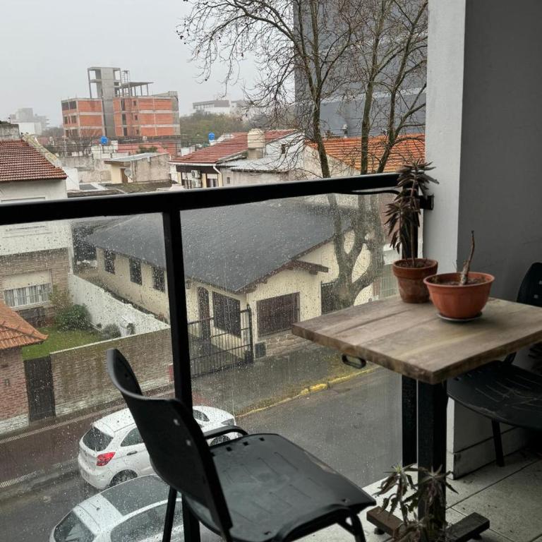 Check and Home - Corrientes III - 4 Huéspedes con Balcon y Cochera - One-Bedroom Apartment with City View - 10