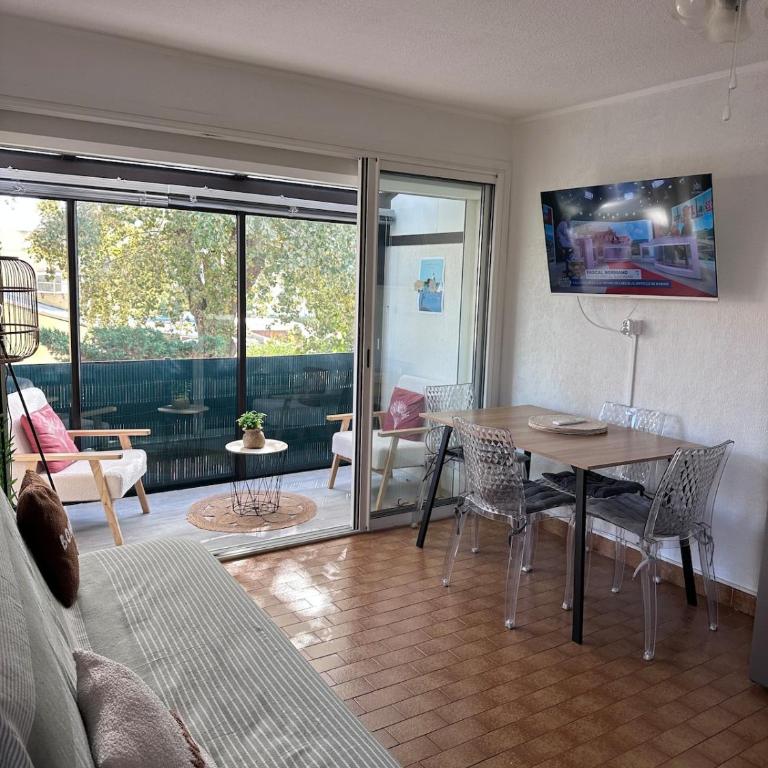 Spacious apartment - Av de la Méditerranée - air conditioning - WiFi- parking - Appartement 2 Chambres - 34
