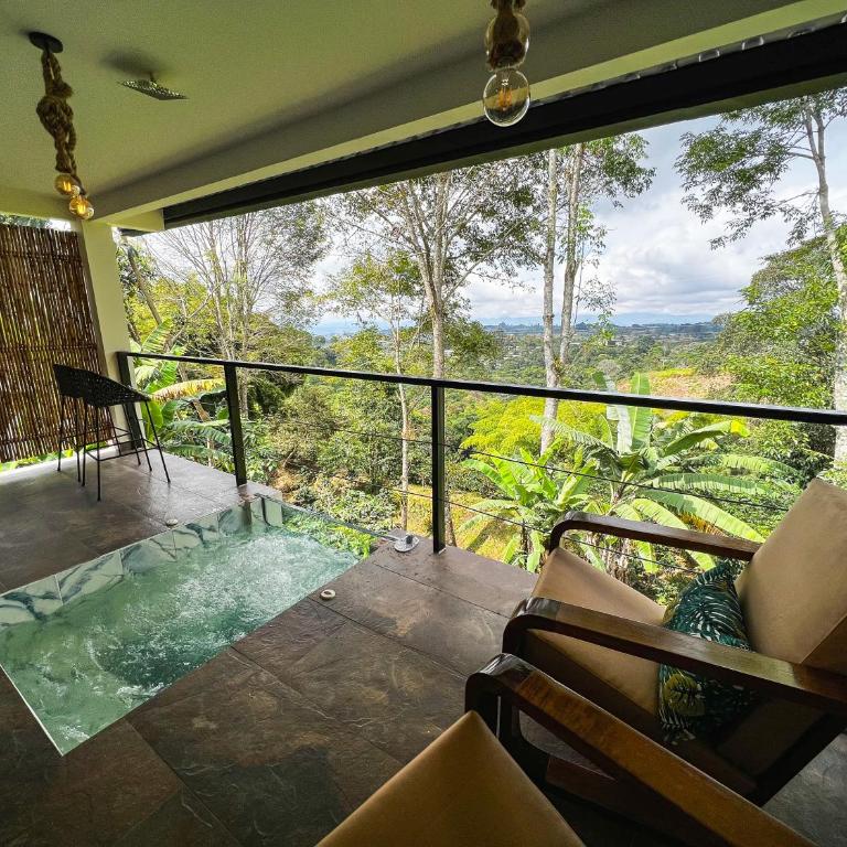 El Edén Country hotel y Club Residencial - Suite Deluxe con bañera de hidromasaje - 3