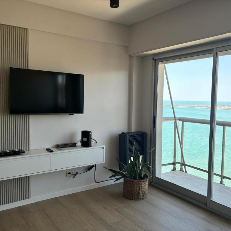 Balcón al mar - Two-Bedroom Apartment - 10