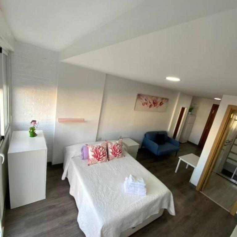 Sostoa Rooms - Habitación Doble con balcón - 2