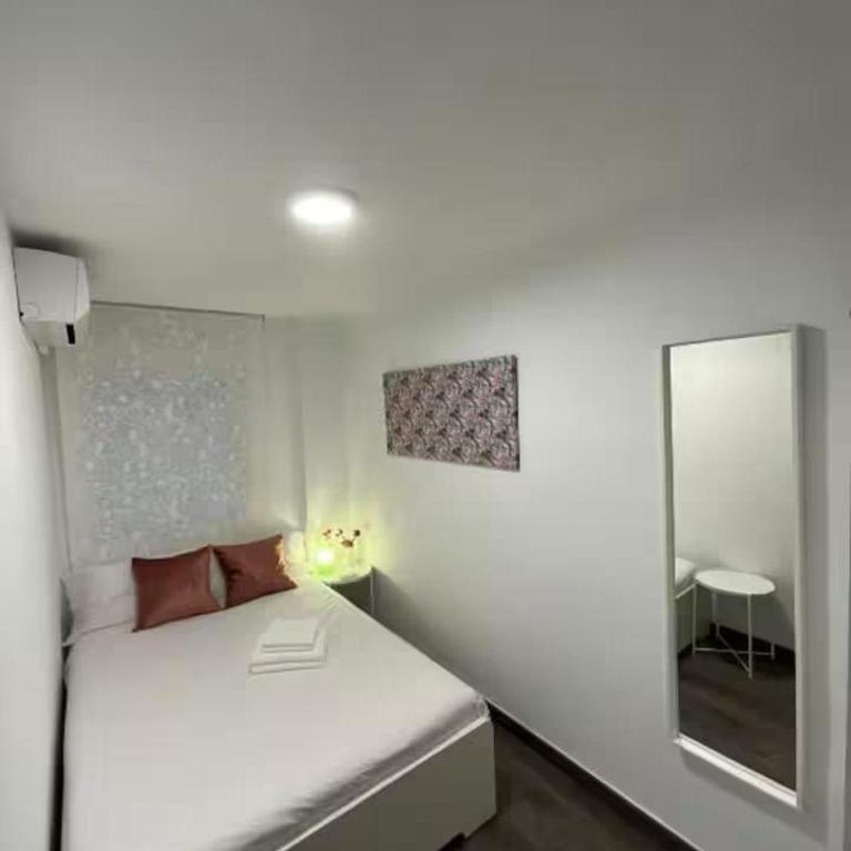Sostoa Rooms - Habitación Doble con baño compartido - 2