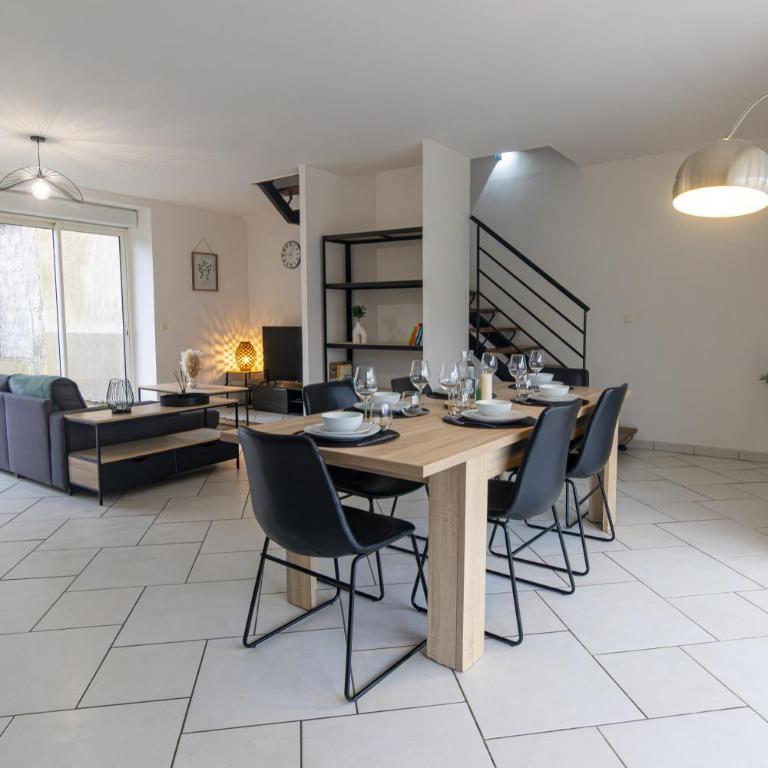 L'Alcôve, Maison 6ch avec jardin et parking - Villa - 6