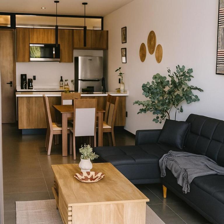 Stylish Condo Steps to Beach & Malecón - Two-Room Apartment - 1