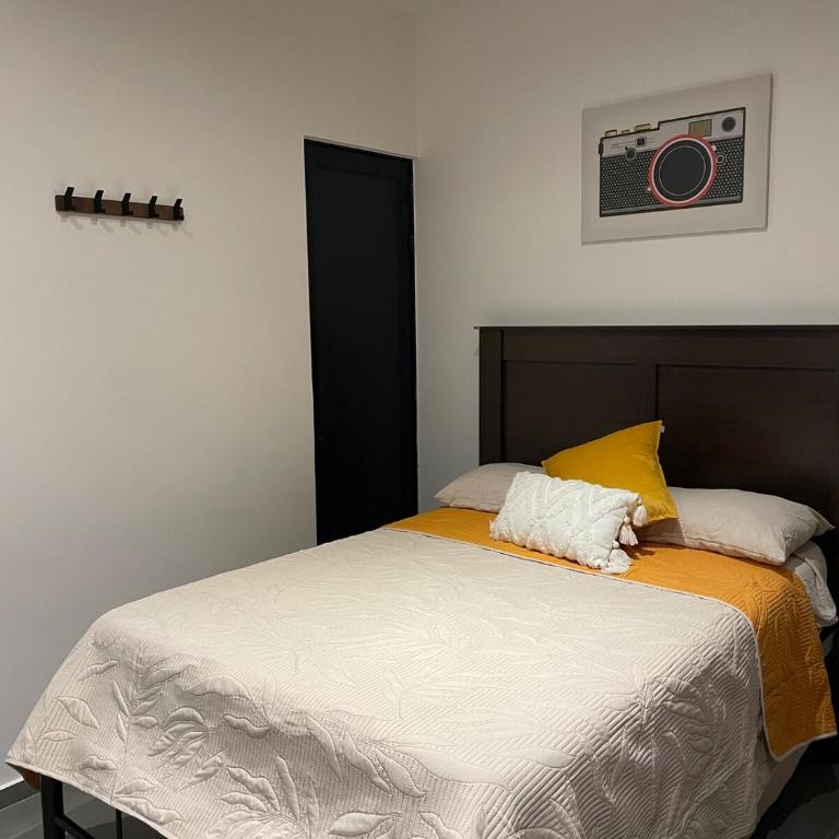 Stylish Condo Steps to Beach & Malecón - Two-Room Apartment - 30