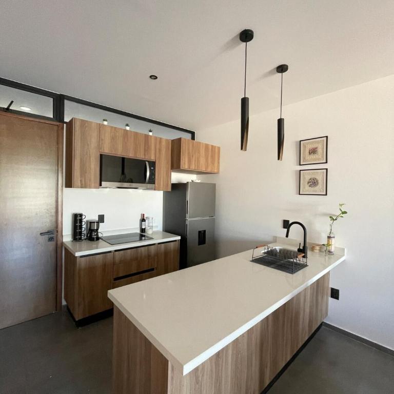 Stylish Condo Steps to Beach & Malecón - Two-Room Apartment - 45