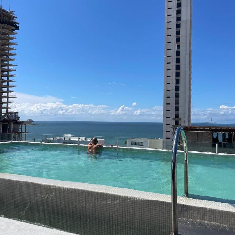 Stylish Condo Steps to Beach & Malecón - Two-Room Apartment - 51