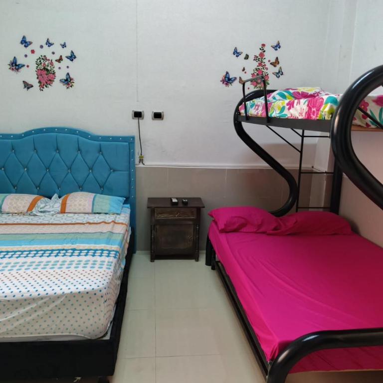 VaRI - Habitación Doble con baño - 1 o 2 camas - 20