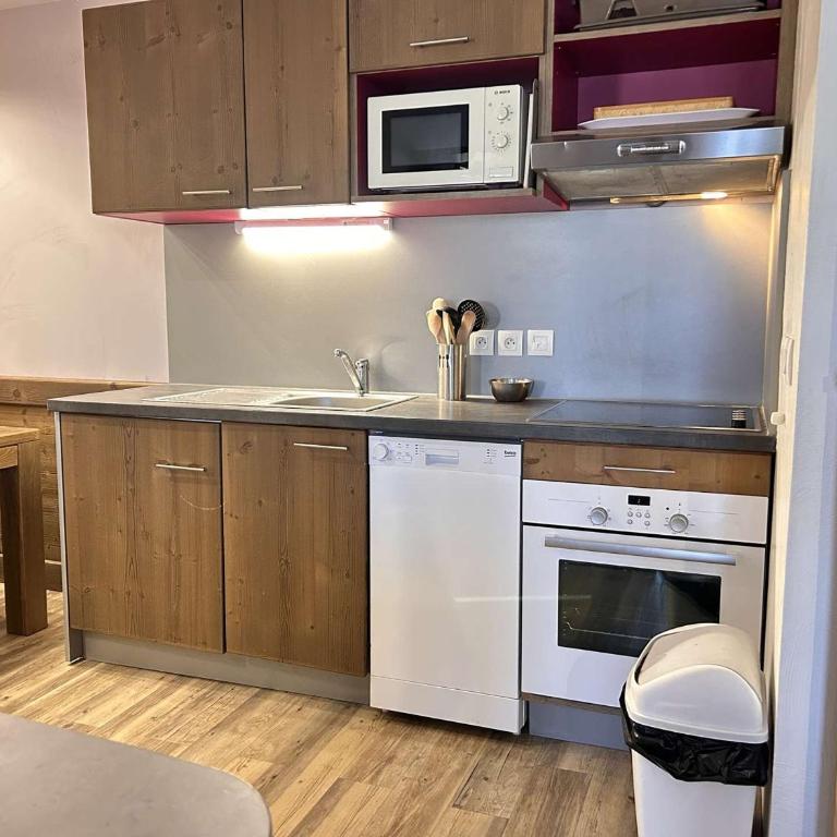 Appartement 2P cabine, 4 couchages, piscine, sauna, proche pistes – Risoul 1850 - Appartement 1 Chambre - 23