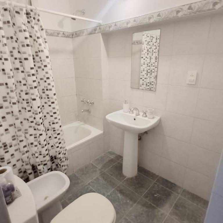 Departamento amplio - Apartamento de 2 dormitorios - 1