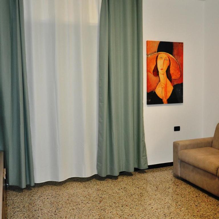 VIA BATTISTI 231 6 - Appartamento con 2 Camere da Letto - 12